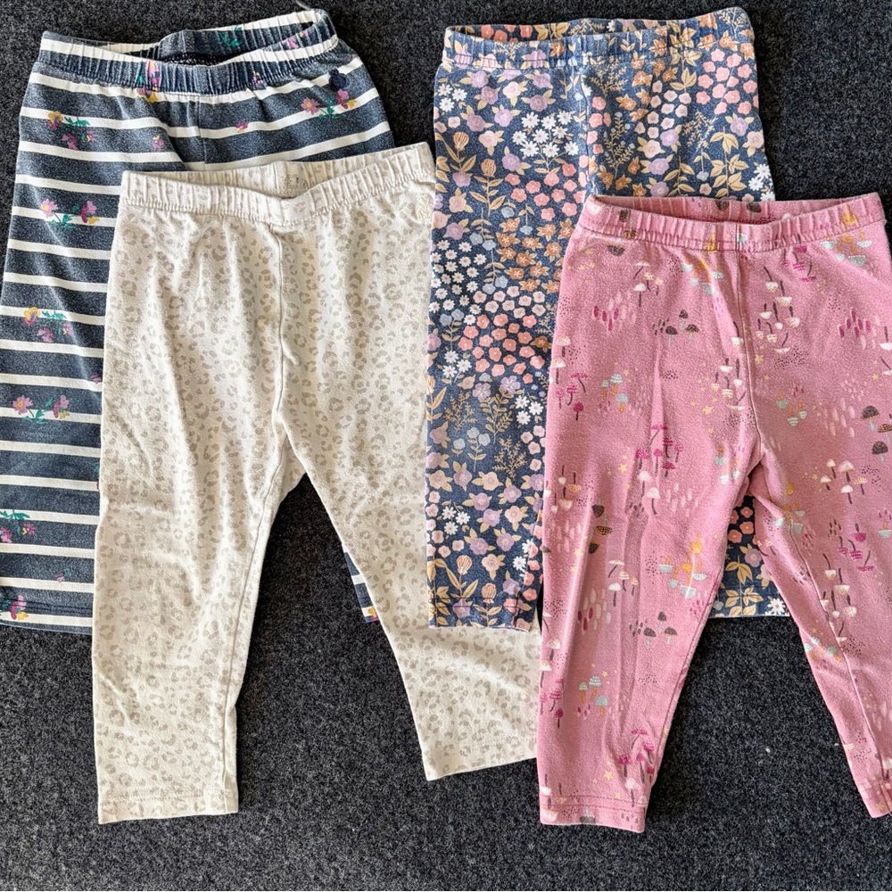 GAP & Carters baby pant bundle 12-18 months